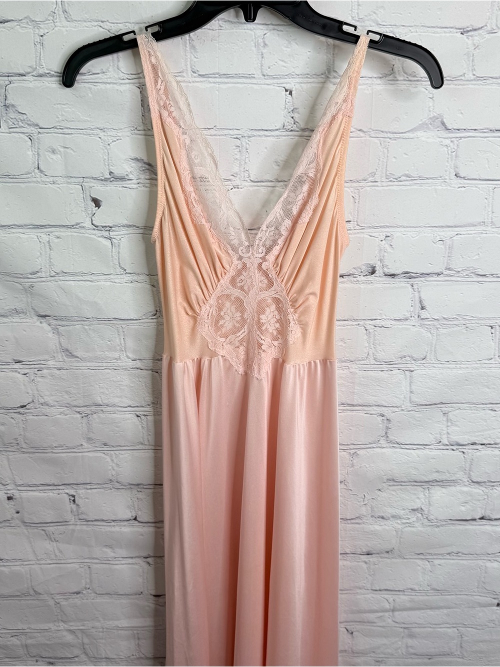 OLGA Bodysilk Vintage Pink Nightgown & Robe Small - Picture 5 of 11
